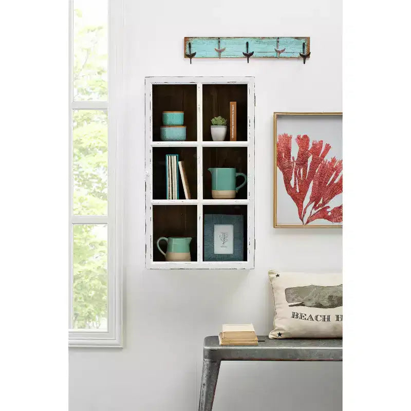Storied Home Armoire murale en bois blanc antique avec 3 étagères