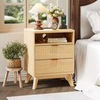 Table de chevet cannelée moderne, Table de nuit en bois avec ports USB et prises, 2 tiroirs et étagère ouverte, Table d'appoint décorative