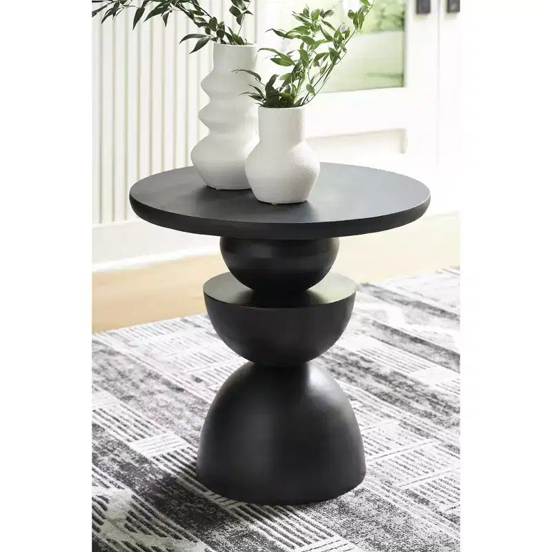Signature Design by Ashley Table d'appoint Kurtson - Finition métal bronze, design industriel moderne