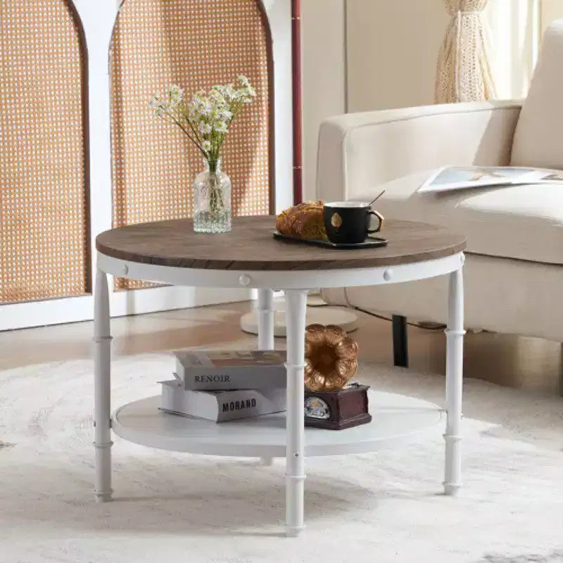Table basse de style industriel, 25,2 po, à double plateau rond en MDF couleur noyer foncé veiné de noir, avec un cadre en fer forgé blanc froissé.