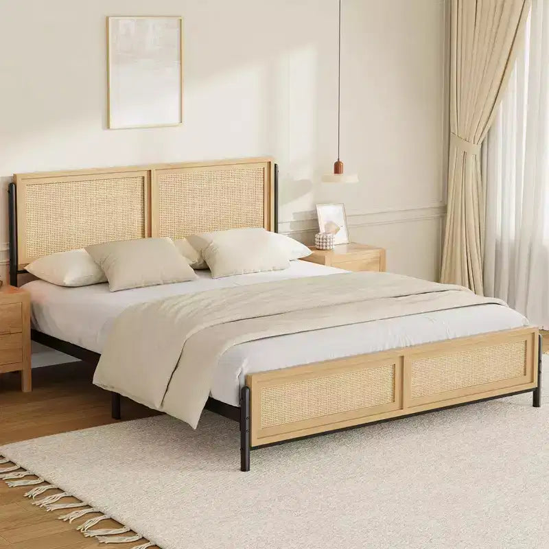 Cadre de lit Boho pour grand lit/très grand lit avec tête et pied de lit en rotin, 14 lattes métalliques, aspect bois, silencieux, pas besoin de sommier tapissier