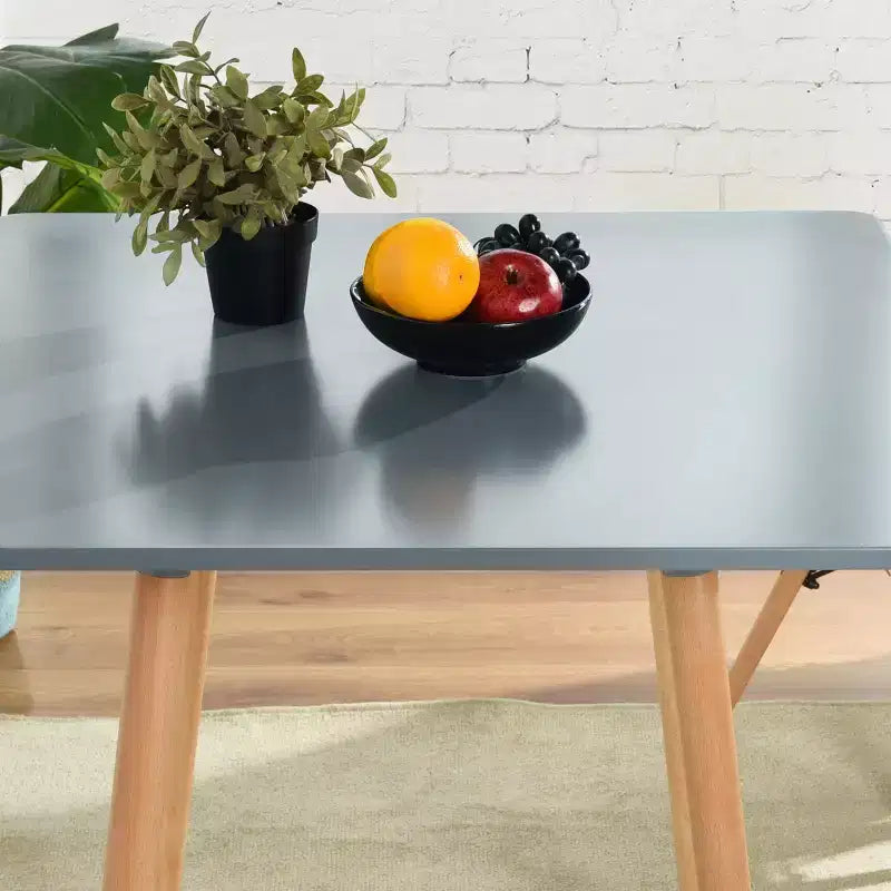 Table à manger carrée de 80 cm FurnitureR, table à manger moderne du milieu du siècle avec pieds en bois, petite table de cuisine pour 2 à 4 personnes, gris et bois naturel