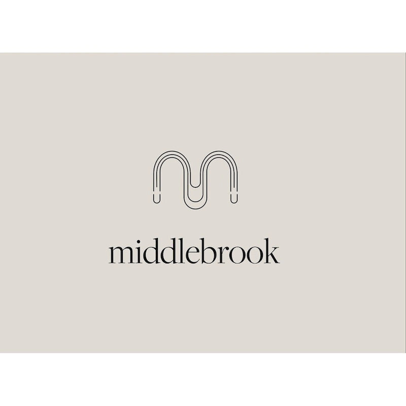 Meuble TV cheminée Highboy 2 portes Middlebrook de 58 pouces
