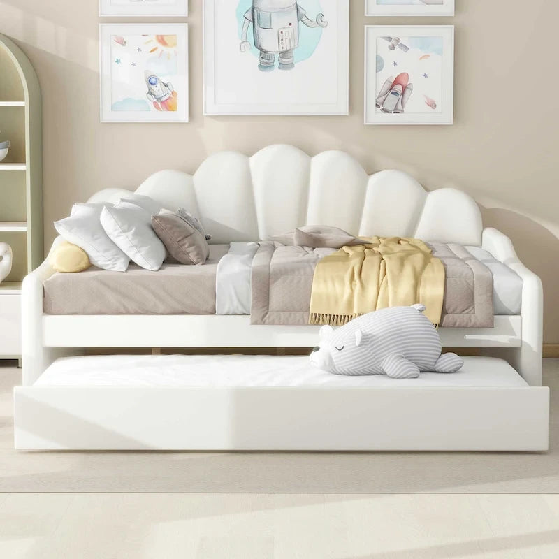 Cadre de lit de repos pleine grandeur en tissu d'ameublement avec dossier en forme de coquille et lit gigogne, blanc