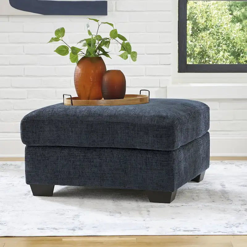 Pouf d'appoint surdimensionné Signature Design by Ashley Aviemore