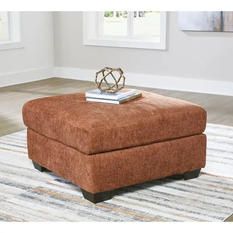 Pouf d'appoint surdimensionné Signature Design by Ashley Aviemore