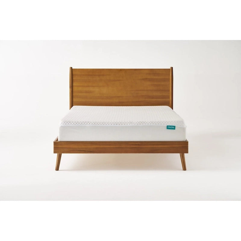 Lit plateforme de style moderne en bois d'acacia naturel, format King Size, avec pieds emblématiques évasés pour chambre à coucher