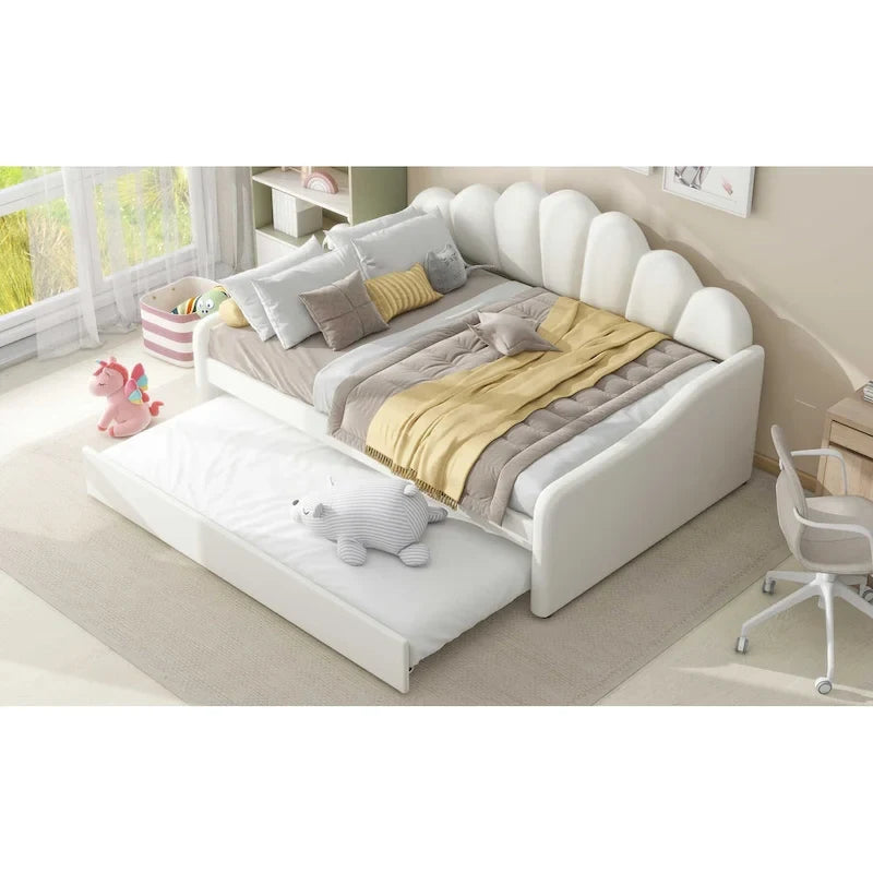Lit de repos capitonné blanc pleine grandeur avec dossier en forme de coquille et lit gigogne pour chambre à coucher