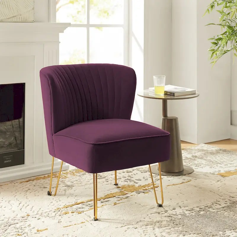 Chaise d'appoint capitonnée en velours moderne Barto avec pieds dorés par HULALA HOME