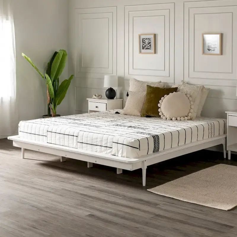 Lit plate-forme King en pin massif caramel/noyer/blanc/chêne clair, sans sommier, 1 personne