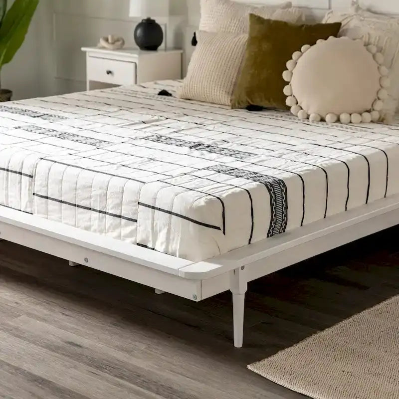 Lit plate-forme King en pin massif caramel/noyer/blanc/chêne clair, sans sommier, 1 personne