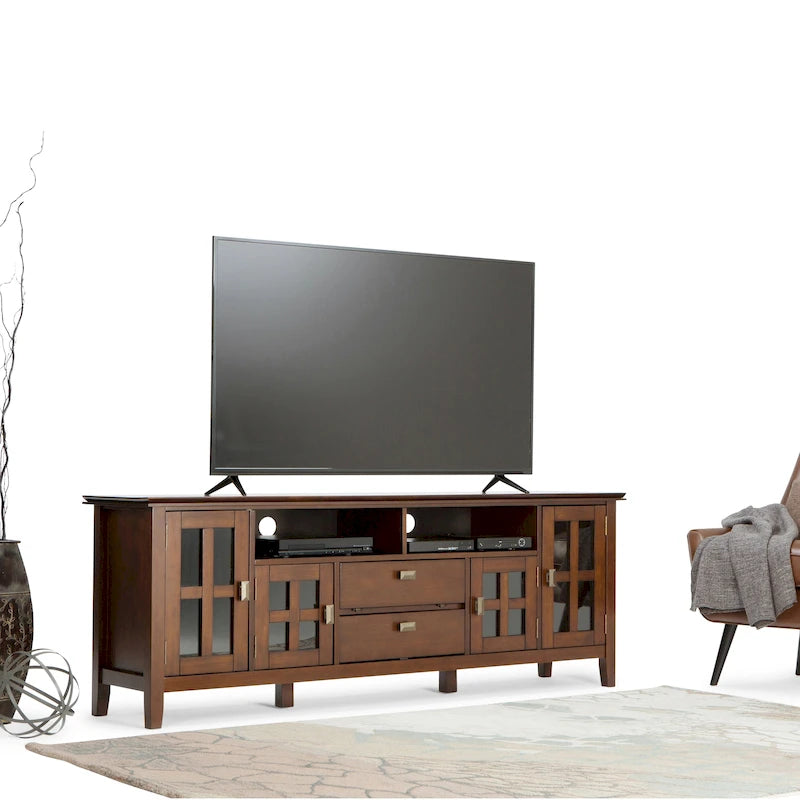Meuble TV/Média en bois massif WYNDENHALL Stratford, 183 cm de large, pour téléviseurs jusqu'à 80 po