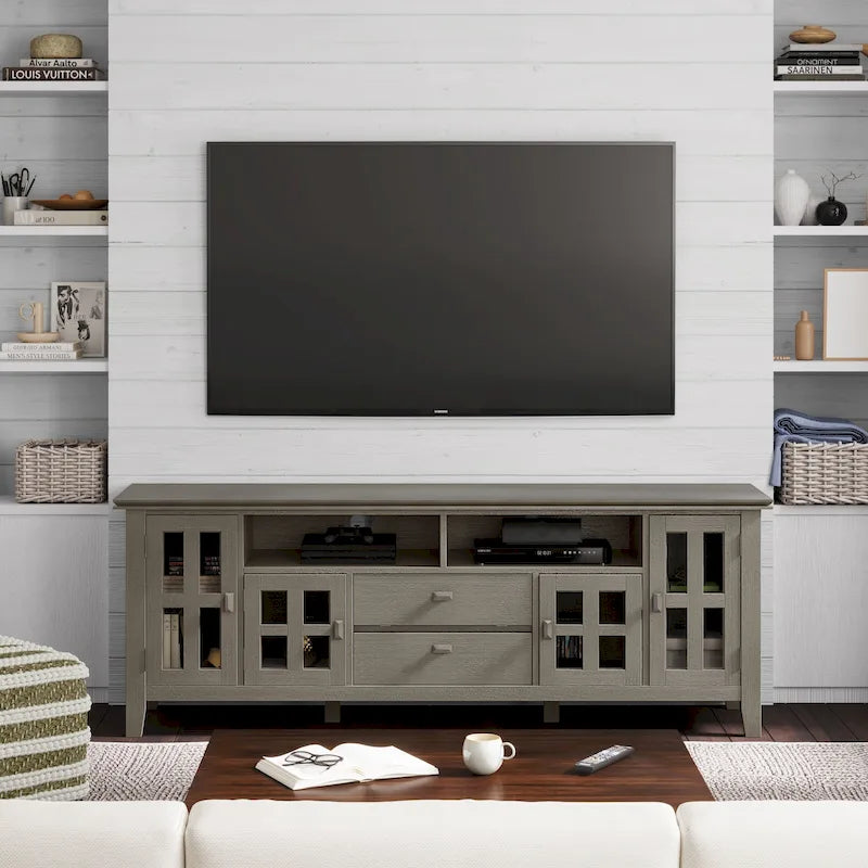 Meuble TV/Média en bois massif WYNDENHALL Stratford, 183 cm de large, pour téléviseurs jusqu'à 80 po