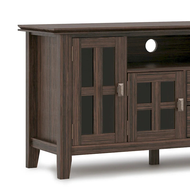 Meuble TV/Média en bois massif WYNDENHALL Stratford, 183 cm de large, pour téléviseurs jusqu'à 80 po