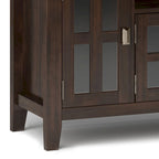 Meuble TV/Média en bois massif WYNDENHALL Stratford, 183 cm de large, pour téléviseurs jusqu'à 80 po