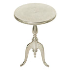 Petite table d'appoint tourbillonnée en aluminium avec plateau martelé et pieds à volutes – Argent – Roche River Decor – 15 larg. x 15 long. x 22 haut.