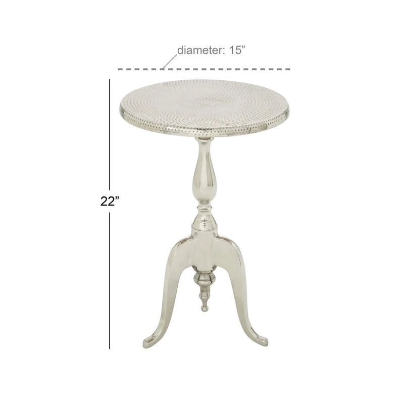 Petite table d'appoint tourbillonnée en aluminium avec plateau martelé et pieds à volutes – Argent – Roche River Decor – 15 larg. x 15 long. x 22 haut.