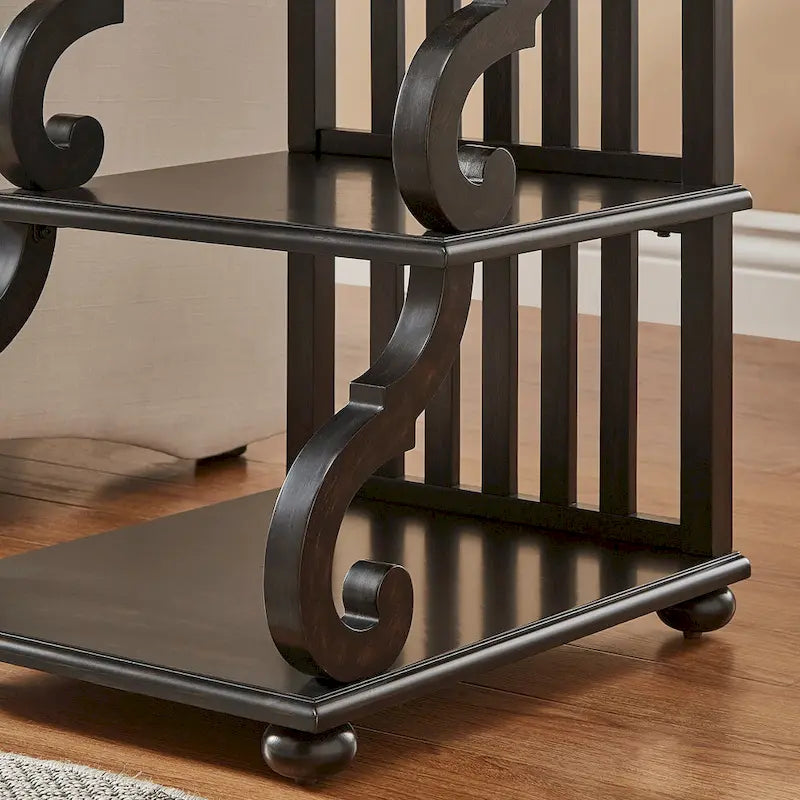 Table d'appoint à volutes Lorraine Wood par iNSPIRE Q Classic