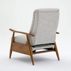 Fauteuil inclinable Taylor Wood Arm Push Back en tissu haute performance de Greyson Living