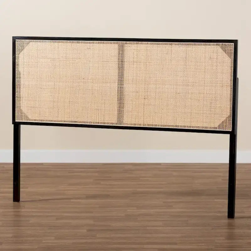 bali & pari Aurelia Tête de lit moderne bohème en bois de bayur et rotin naturel