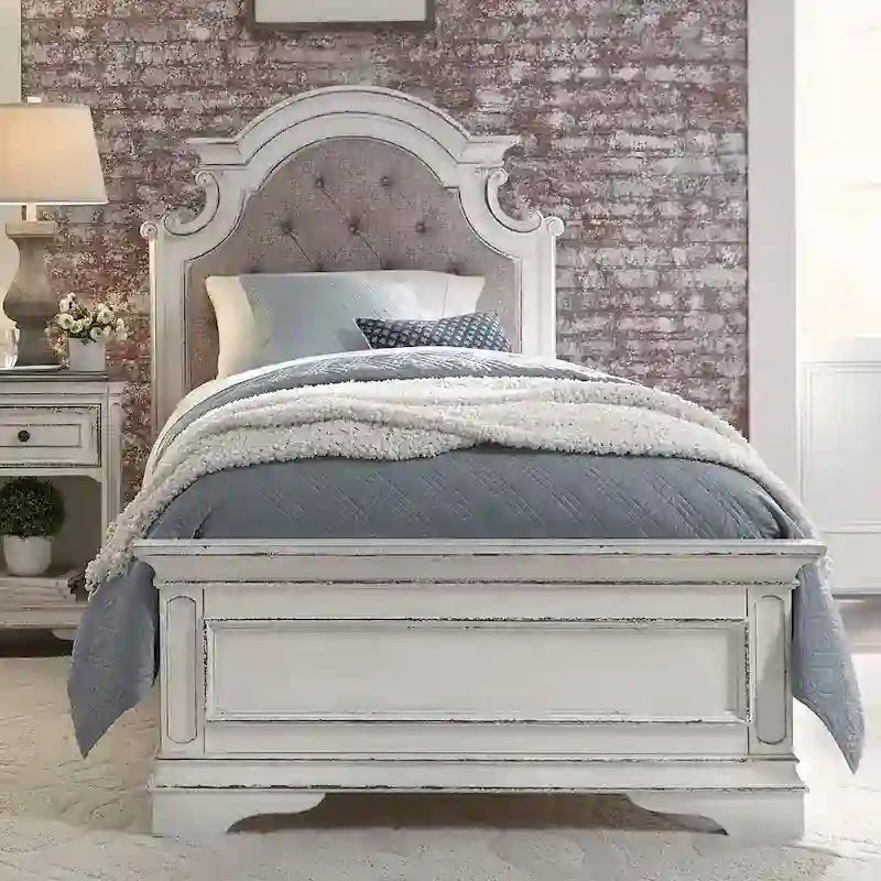Lit capitonné blanc antique Magnolia Manor