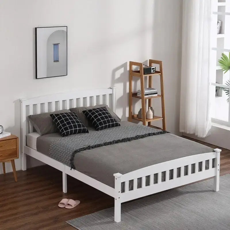 Lit plateforme vertical en bois avec tête de lit
