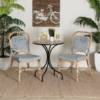 Chaise de bistrot Luciana en rotin naturel, tissage bleu et blanc de style français moderne