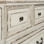 Ensemble lit traîneau capitonné, commode et miroir Magnolia Manor blanc antique et écorce patinée