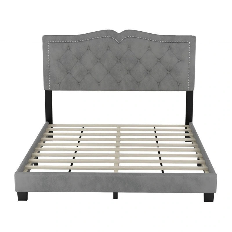 Lit capitonné en velours de taille Queen avec rivets