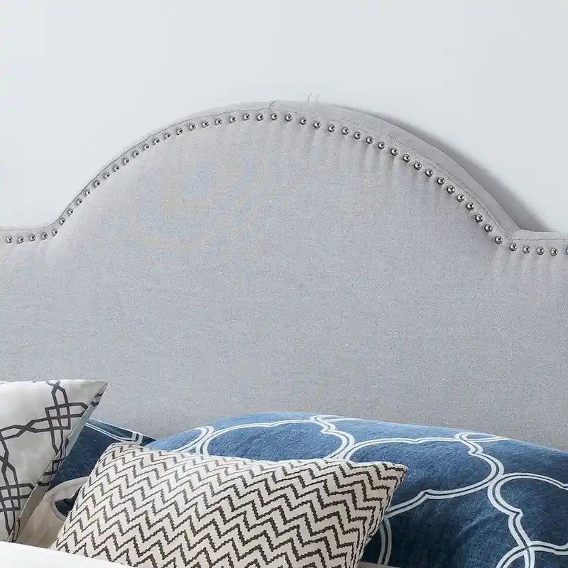 Tête de lit capitonnée de style Mid-Century pour lit Queen Size