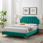 Lit plateforme queen en velours Sienna Performance