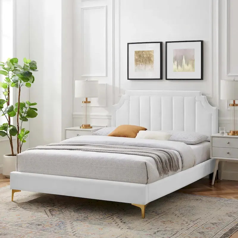 Lit plateforme queen en velours Sienna Performance