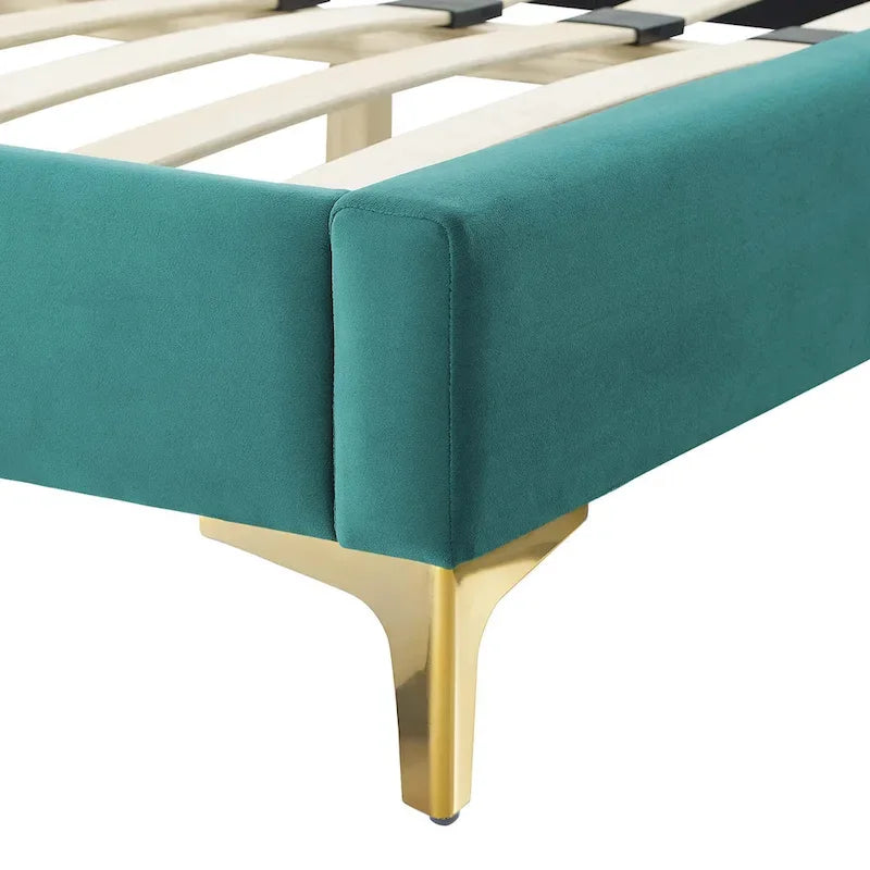 Lit plateforme queen en velours Sienna Performance