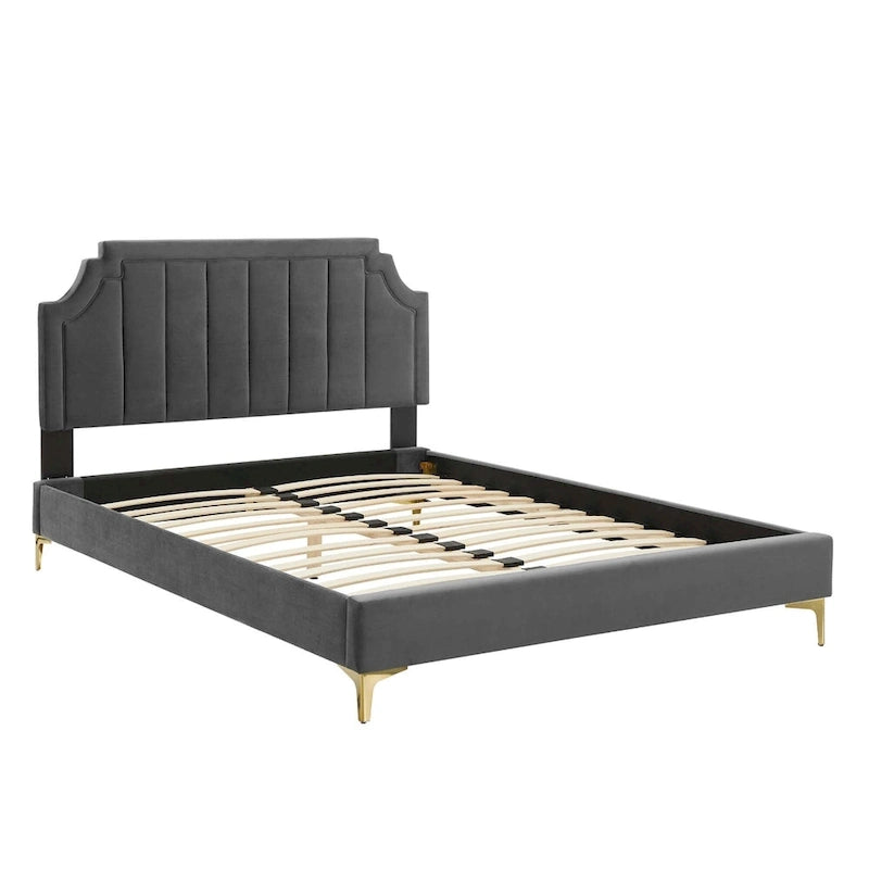 Lit plateforme queen en velours Sienna Performance