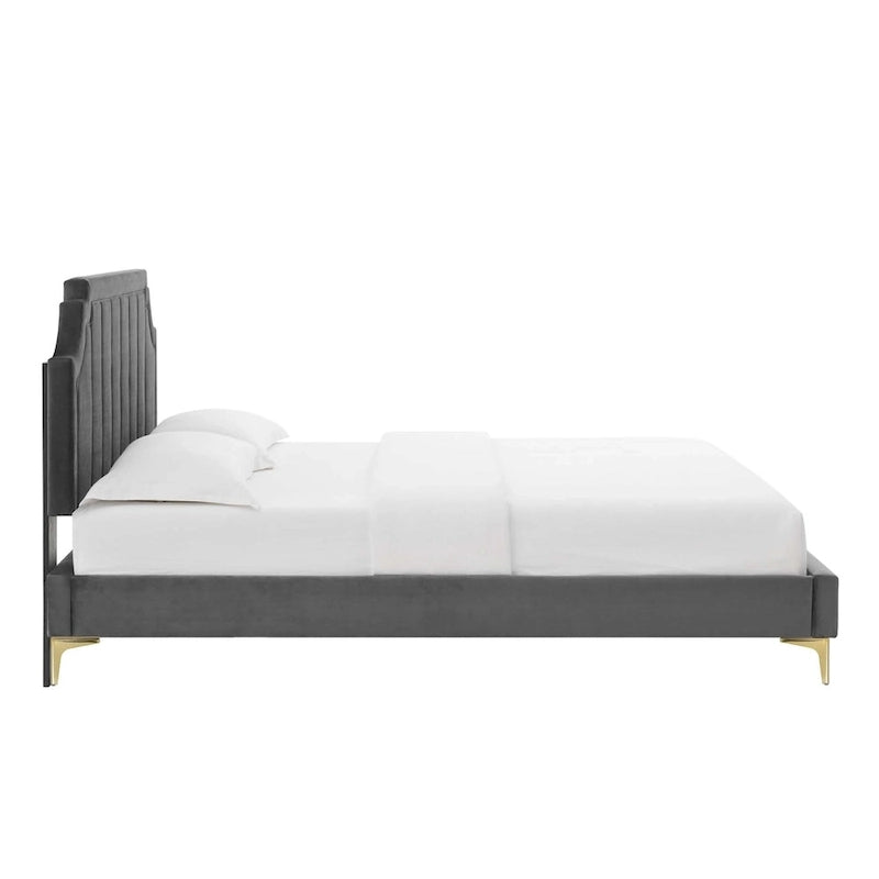 Lit plateforme queen en velours Sienna Performance