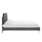Lit plateforme queen en velours Sienna Performance