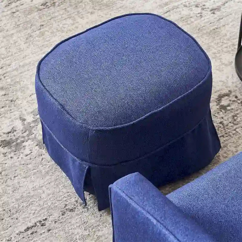 Fauteuil pivotant avec repose-pieds et piètement en métal noir