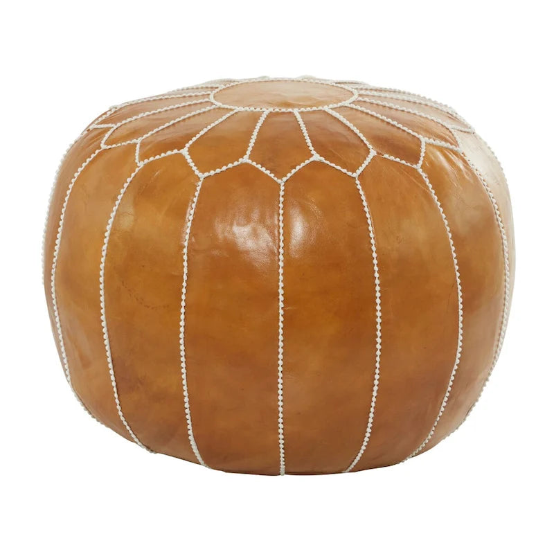 Pouf marocain en cuir floral avec surpiqûres blanches - Noir ou marron clair - Roche River Decor