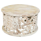 Table basse Alina en manguier sculpté à la main, motif floral ajouré, finition blanc vieilli, 33 po