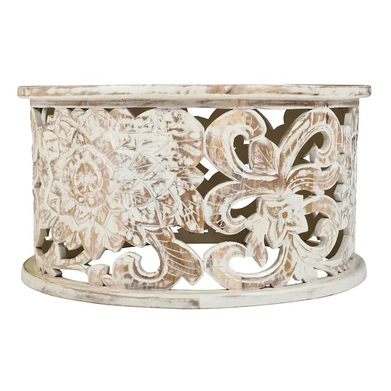 Table basse Alina en manguier sculpté à la main, motif floral ajouré, finition blanc vieilli, 33 po