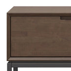 Meuble TV/média industriel moderne WYNDENHALL Devlin en bois massif de 183 cm de large, couleur noyer brun, pour téléviseurs jusqu'à 80 pouces