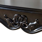Table d'appoint traditionnelle Clarissa en bois massif avec pieds sculptés de Furniture of America