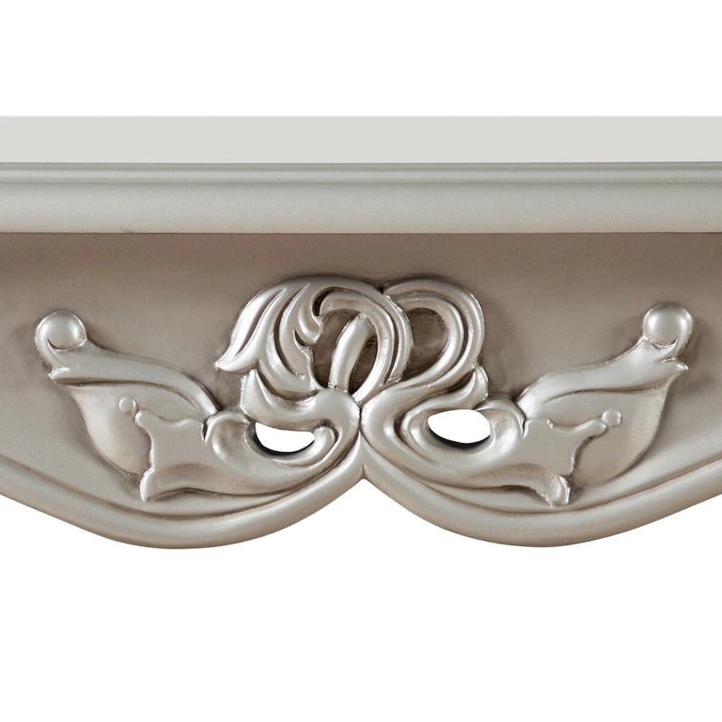 Table d'appoint traditionnelle Clarissa en bois massif avec pieds sculptés de Furniture of America