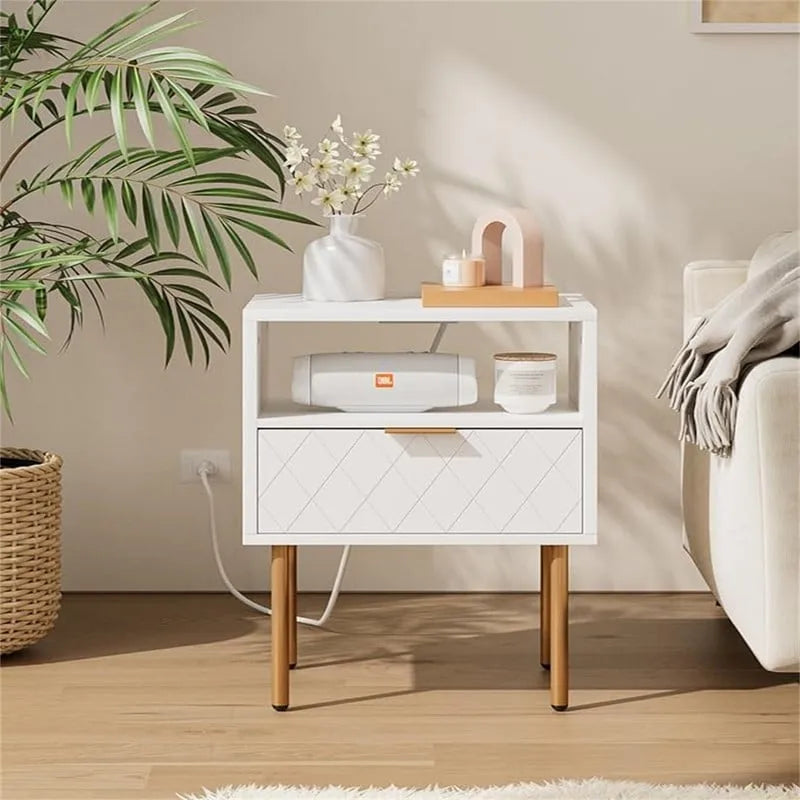 Table de chevet avec station de recharge - 11.81P x 15.75L x 22.05H