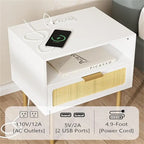 Table de chevet avec station de recharge - 11.81P x 15.75L x 22.05H
