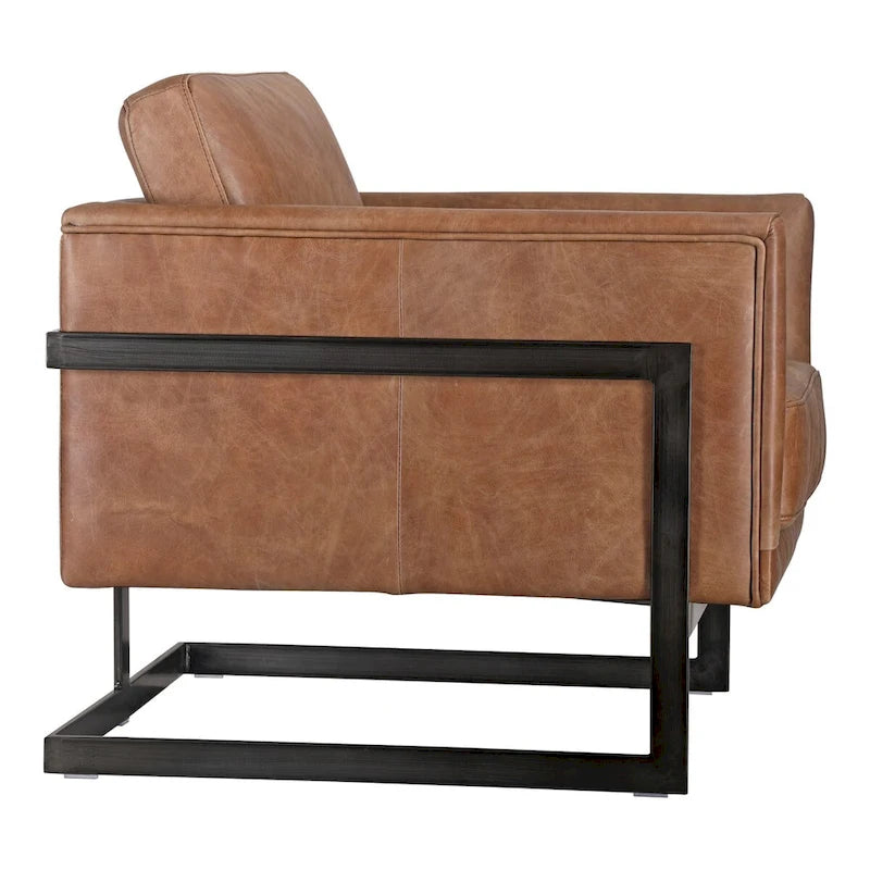Fauteuil club Aurelle Home Industrial en cuir cappuccino et fer