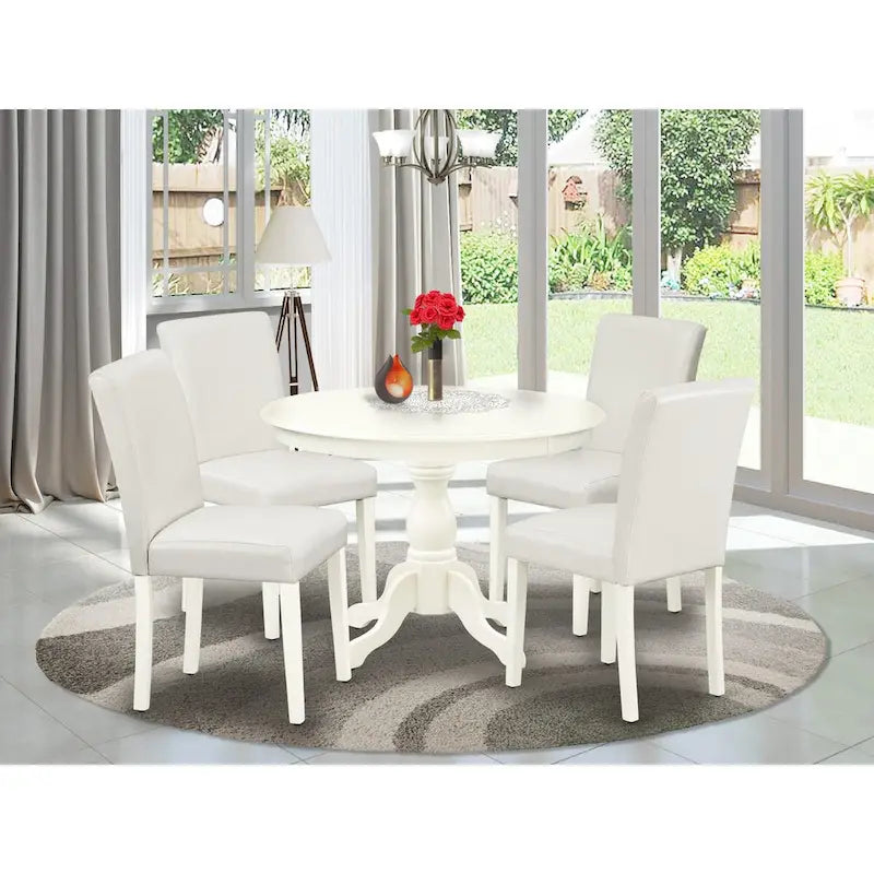 East West Furniture Ensemble de salle à manger 5 pièces - Une table à manger ronde et 4 chaises de salle à manger Parson, (option de finition et de revêtement)