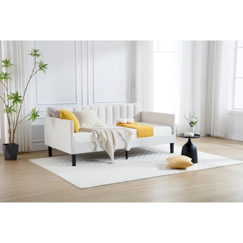 Lit de repos moderne de taille double Epiphyllum avec dossier capitonné côtelé par Christopher Knight Home
