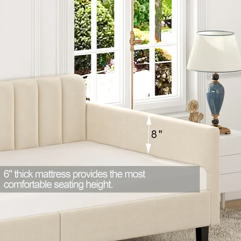 Lit de repos moderne de taille double Epiphyllum avec dossier capitonné côtelé par Christopher Knight Home