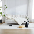 Lit de repos moderne de taille double Epiphyllum avec dossier capitonné côtelé par Christopher Knight Home